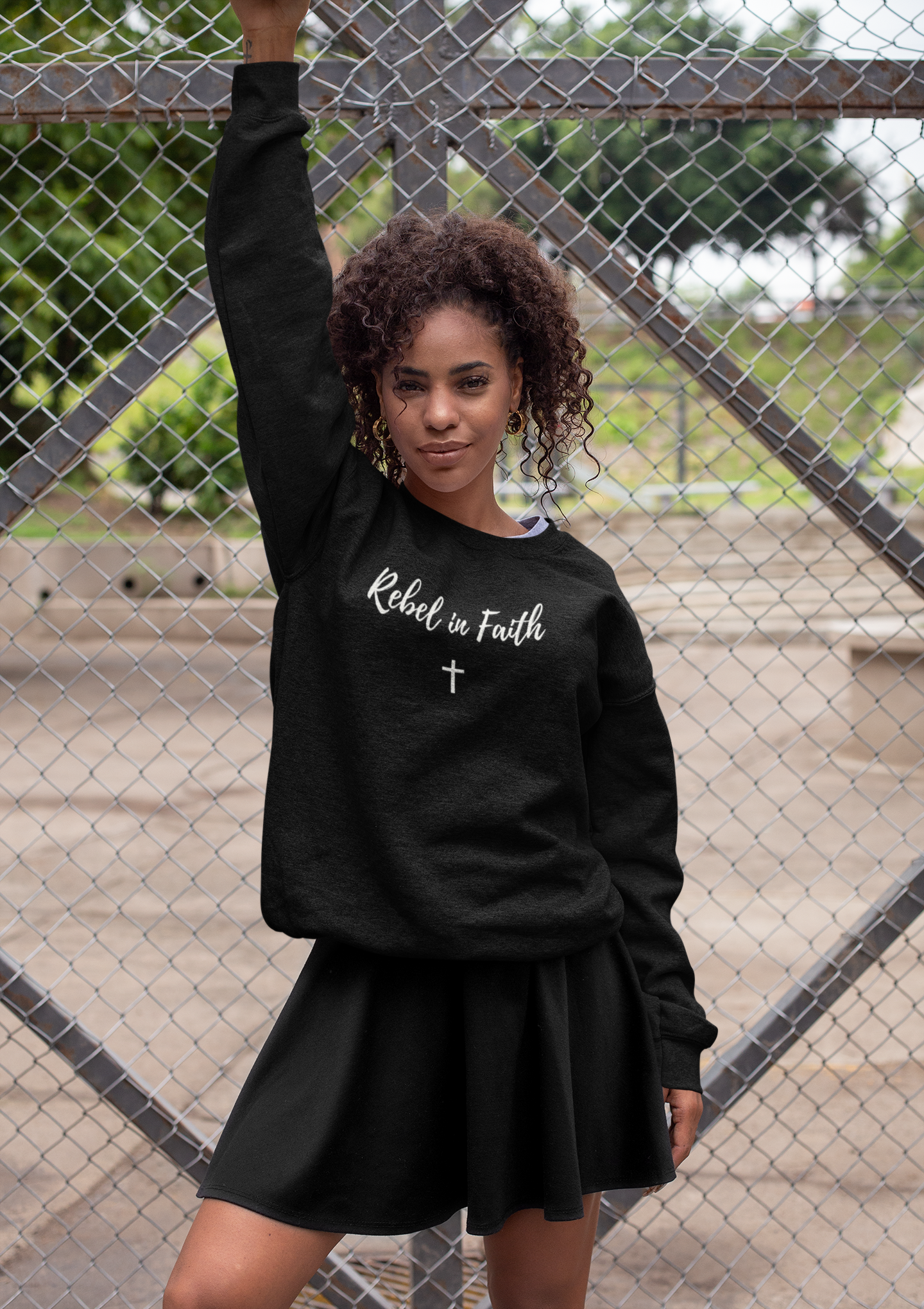 Women's Rebel in Faith - Comfort Crewneck Sweatshirt